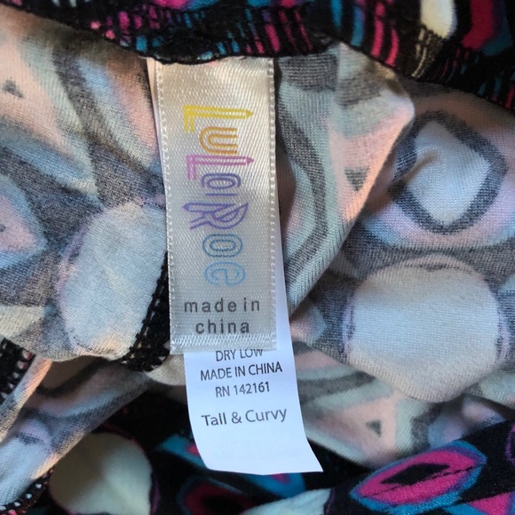 Lularoe NWOT TC Leggings - Picture 3 of 3